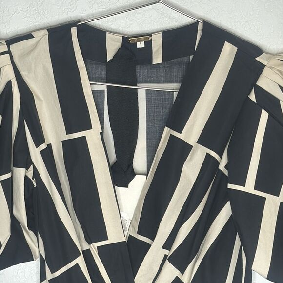 NWT JOHANNA ORTIZ Mastermind Two-tone Puff-sleeve Top In Black/Ecru Size 0 - Picture 5 of 14